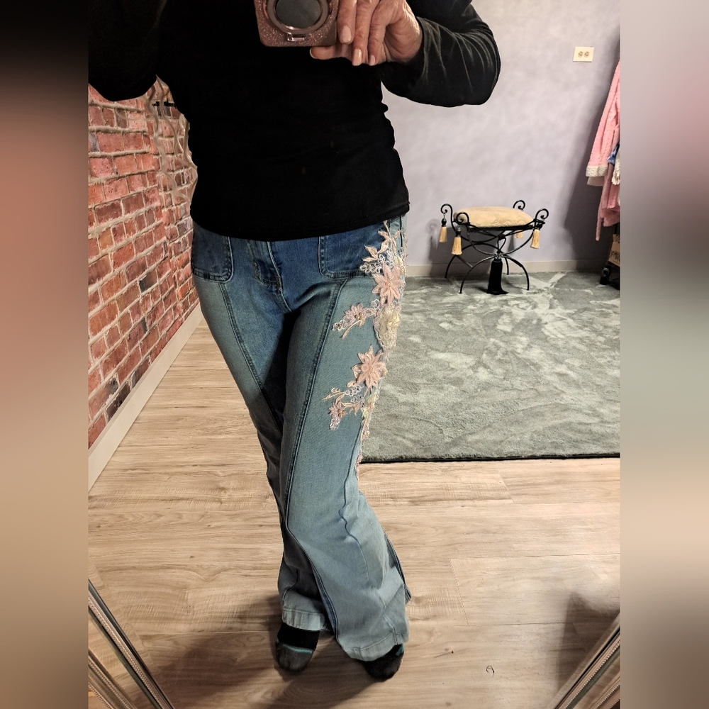 Akira Gorgous Floral Patchwork - image 8